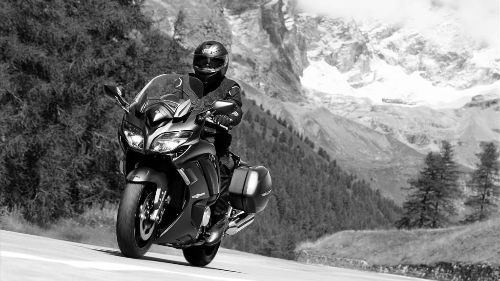 Yamaha FJR riding a mountain road