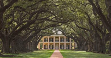 Oak Alley Plantation house