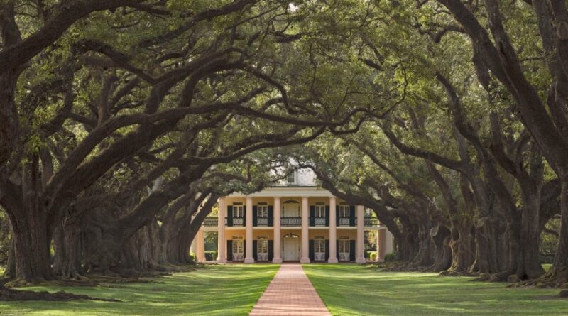 Oak Alley Plantation house