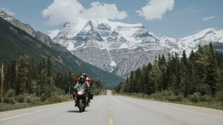 Mt Robson on Route 16.