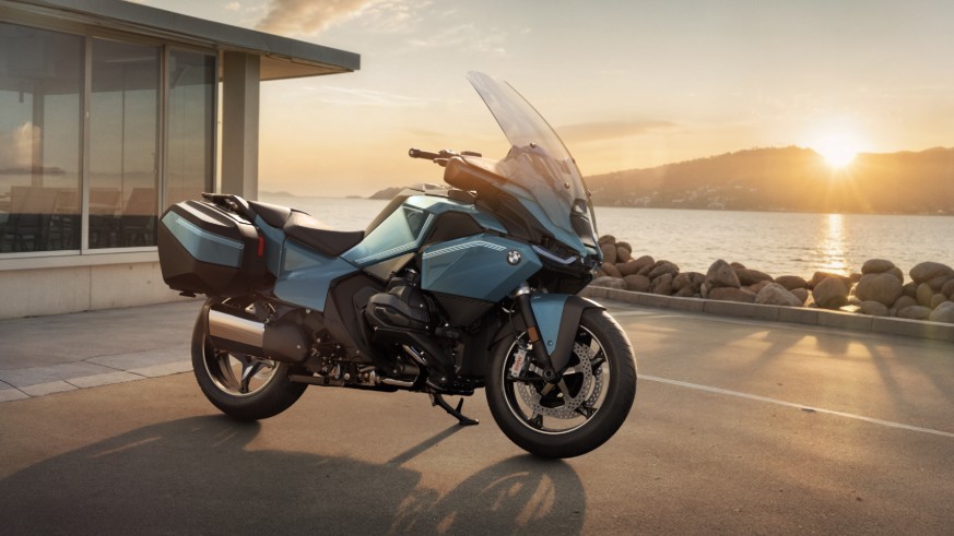 2026 BMW R 1300 RT in Option 719 Camargue