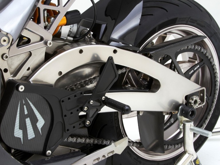 Strike R rear suspension