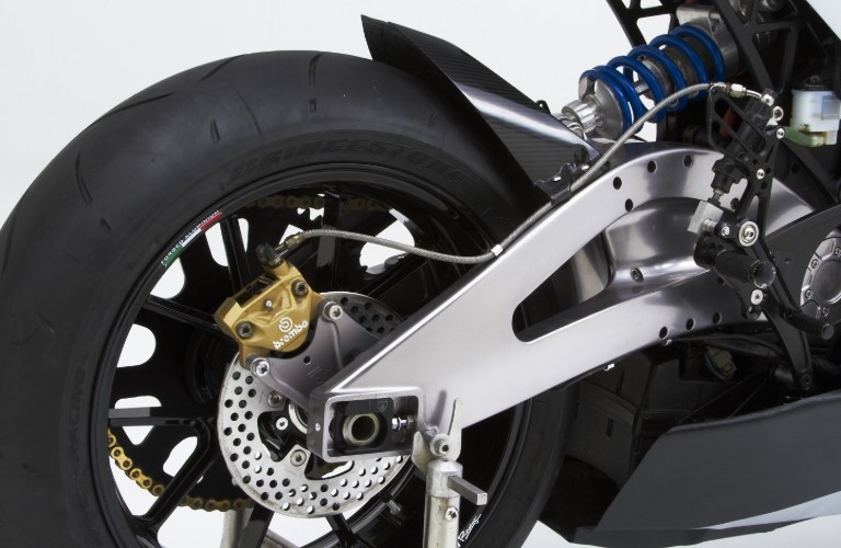 Strike R swingarm and Ohlin mono-shock
