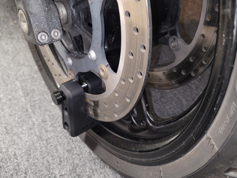 MD1000 installed on a brake disc