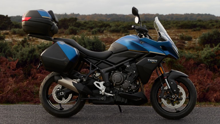 Right side view of Triumph Tiger Sport 800 Tour