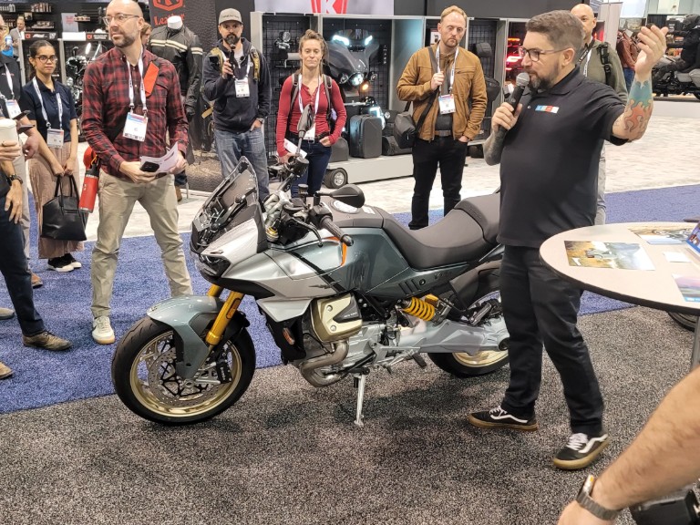 Moto Guzzi V100 Mandello S