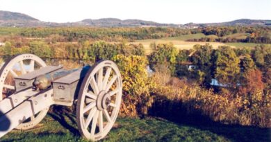 A cannon overlooks the Hudson Valley from the Great Redoubt at Saratoga National Historical Park