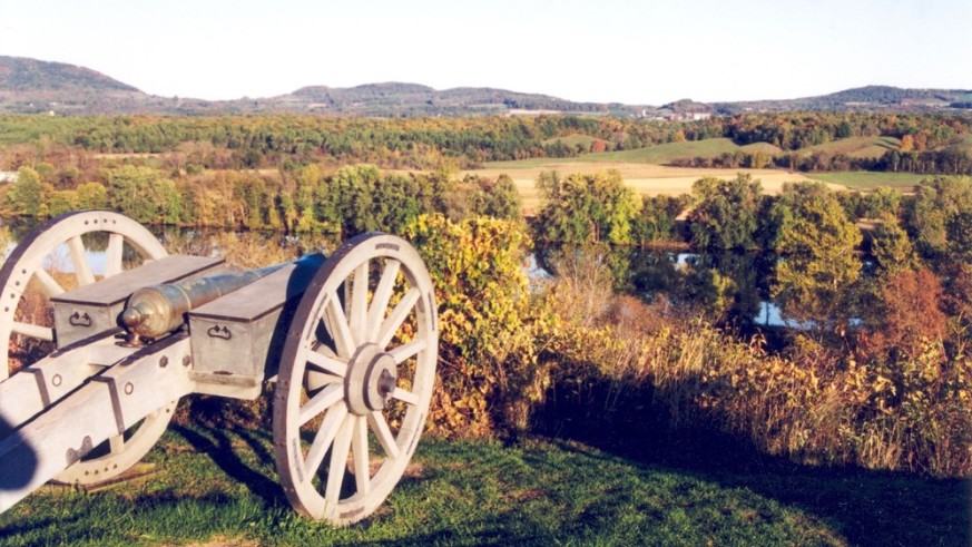 A cannon overlooks the Hudson Valley from the Great Redoubt at Saratoga National Historical Park