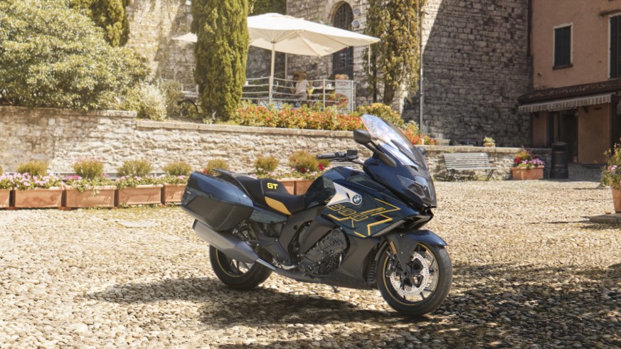 2027 BMW K 1600 GT parked at a villa