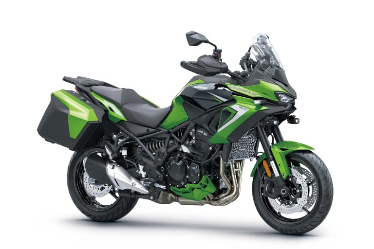 2027 Kawasaki Versys 900 SE LT profile
